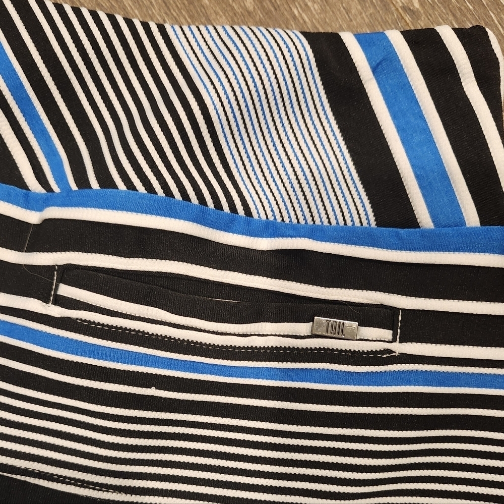 Tail Mari Skort in Vivid Blue Black and White Stripe Size Small NWOT - Picture 12 of 12